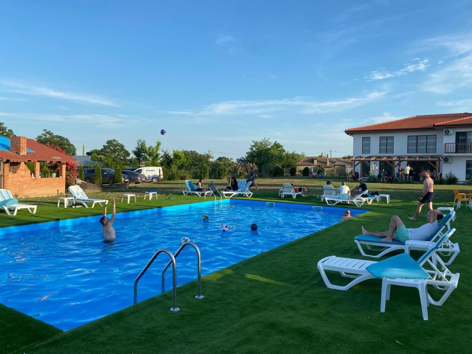 Pensiunea Paradiso Sarinasuf Exteriér fotografie